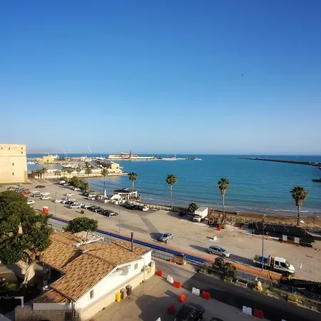 La Terrazza Sul Faro Apartman Porto Empedocle
